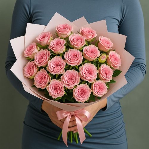Букет кустовых роз «Розовые грёзы»